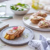 Brzi doručak na integralnom kruhu ili tostiranom pecivu